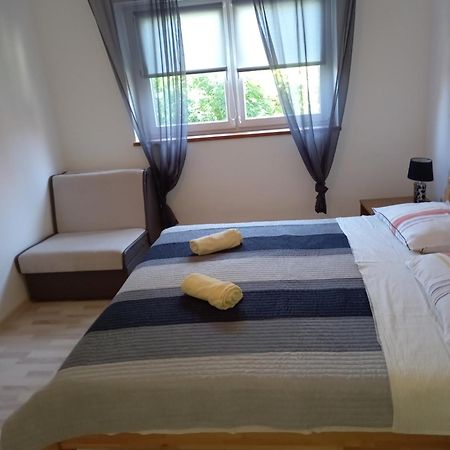 Apartman Filip Apartment Smoljanac Bagian luar foto