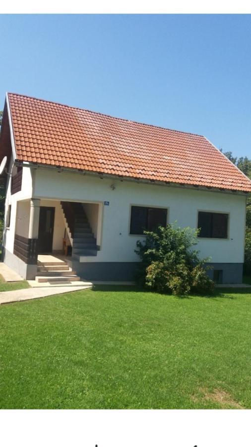 Apartman Filip Apartment Smoljanac Bagian luar foto