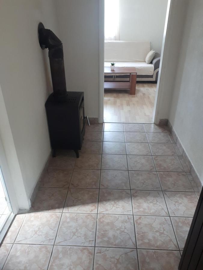 Apartman Filip Apartment Smoljanac Bagian luar foto